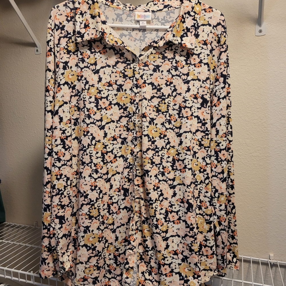 Lularoe Valentina Button Down